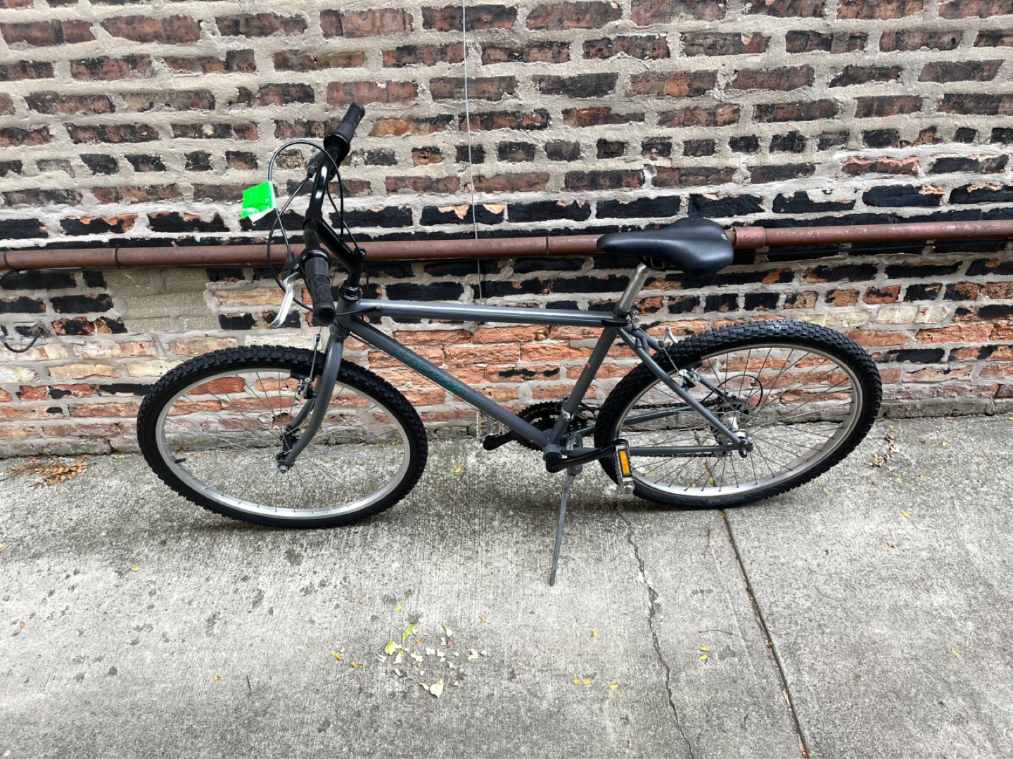 18 inch Specialized Hard Rock Mountain Bike - photo 2