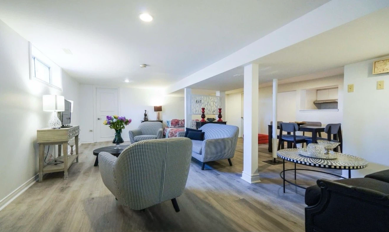 Rent basement ( new renovation) - photo 3