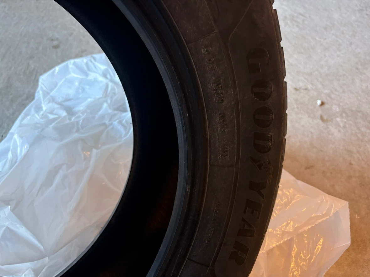 Goodyear UltraGrip Winter Tires - photo 2