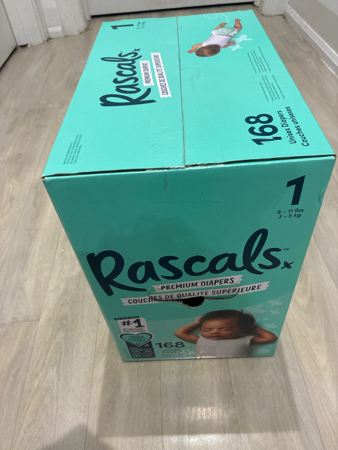 Rascals Size 1 Diapers (168 count) and Nike 3-Piece Set - photo 4