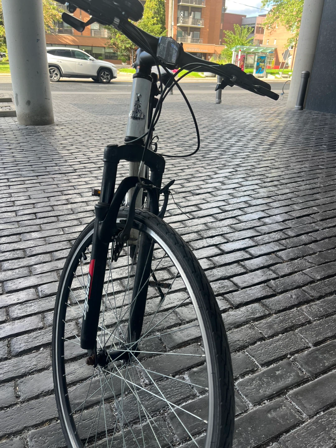 Raleigh Transfer Hybrid Bike - photo 3