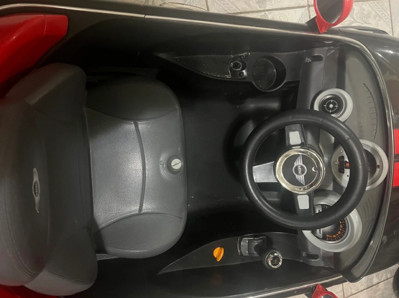 6-Volt Mini Cooper Battery Ride-On Vehicle in - photo 5