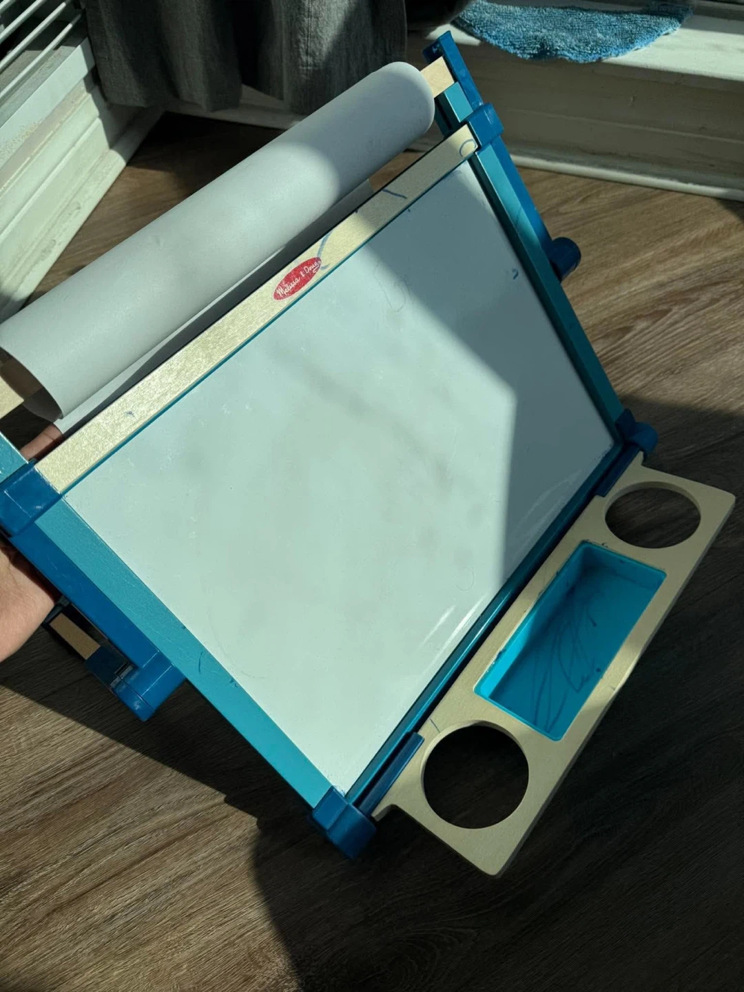 Melissa & Doug Tabletop Easel