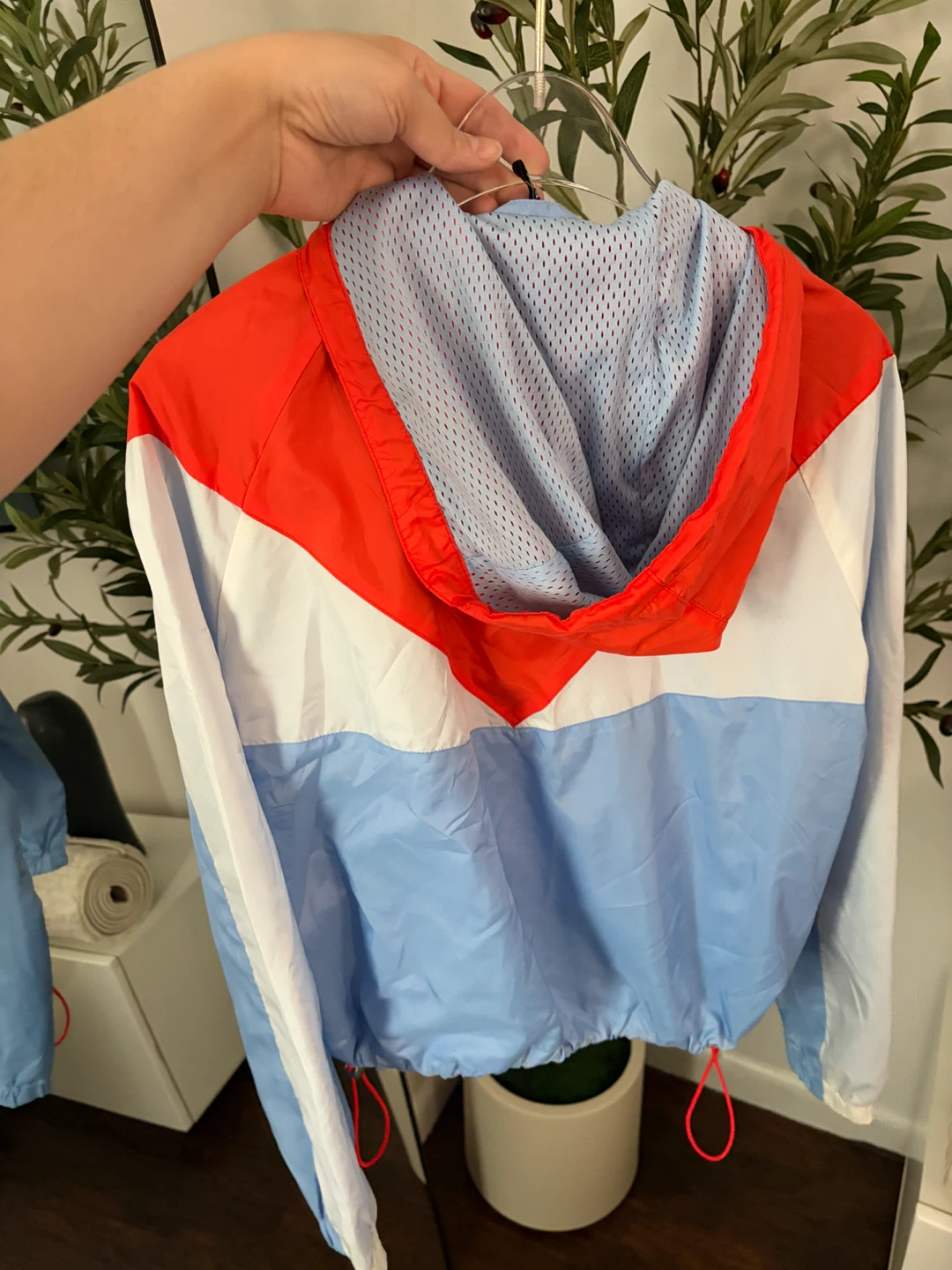 H&M Divided Windbreaker Jacket - Size S - photo 3