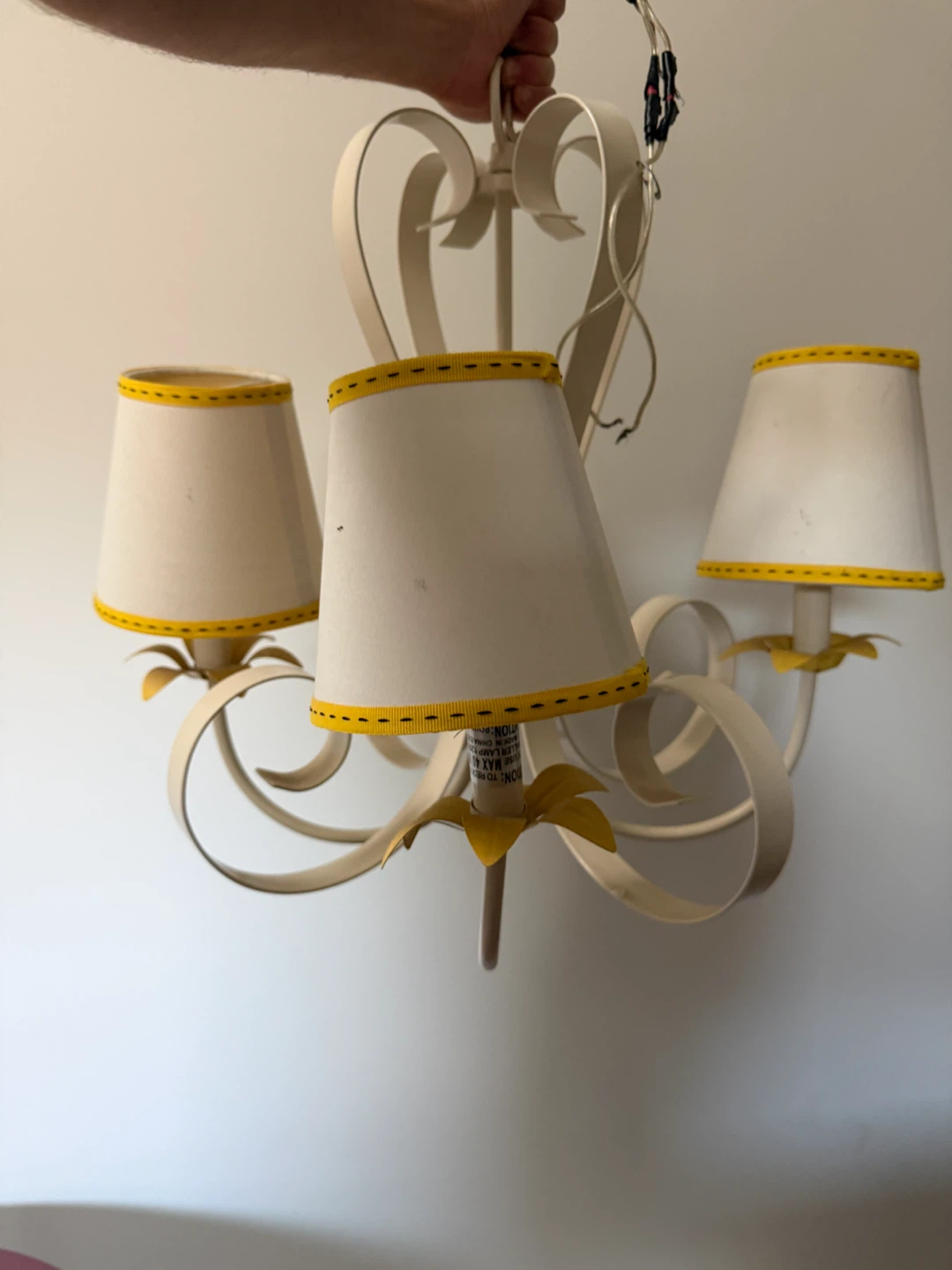 Pottery barn kids Cream and yellow metal chandelier - photo 5