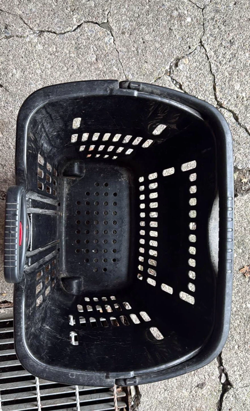 Rolling plastic shopping cart