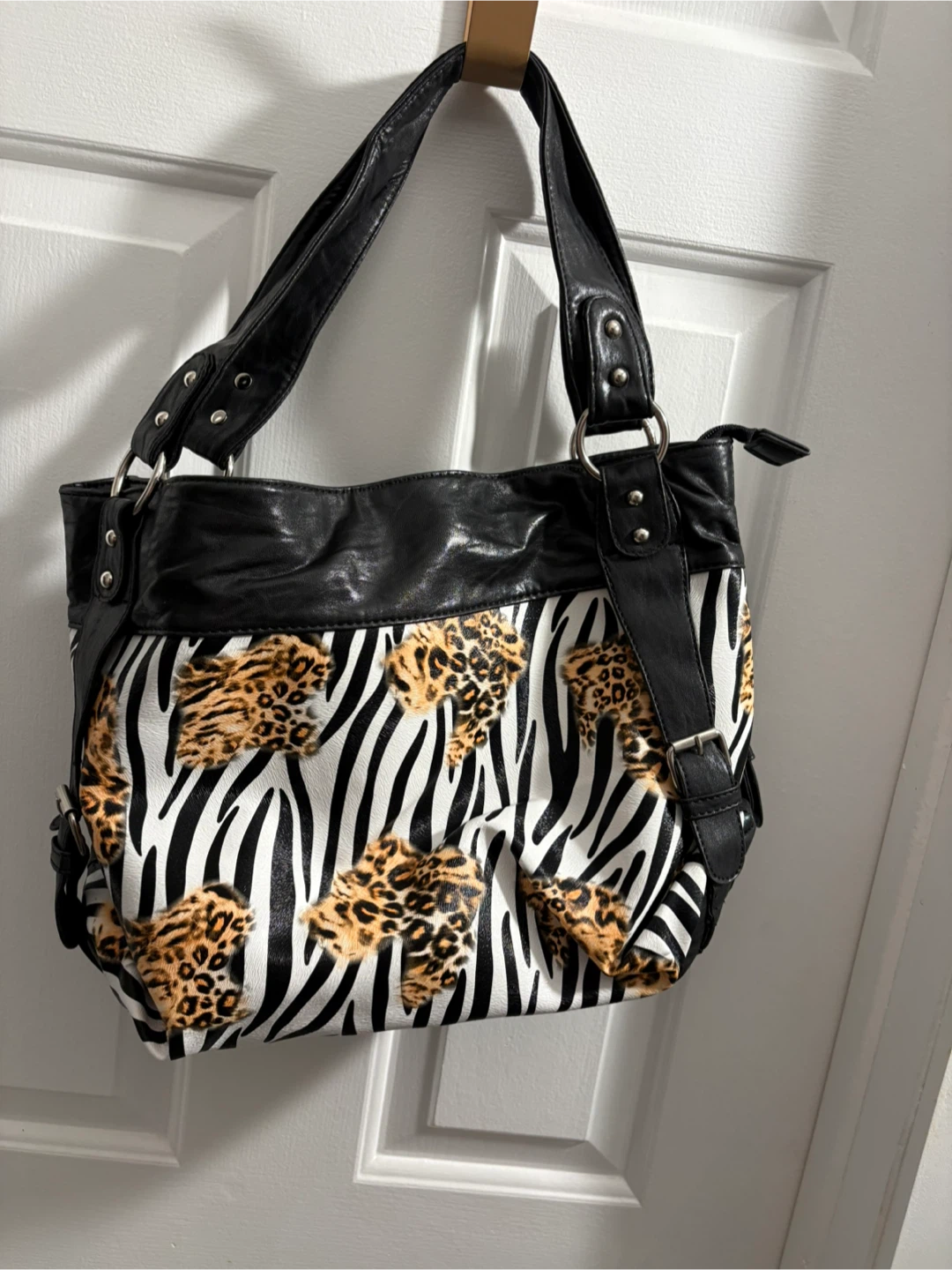 Black and Animal Print Tote Bag - photo 3