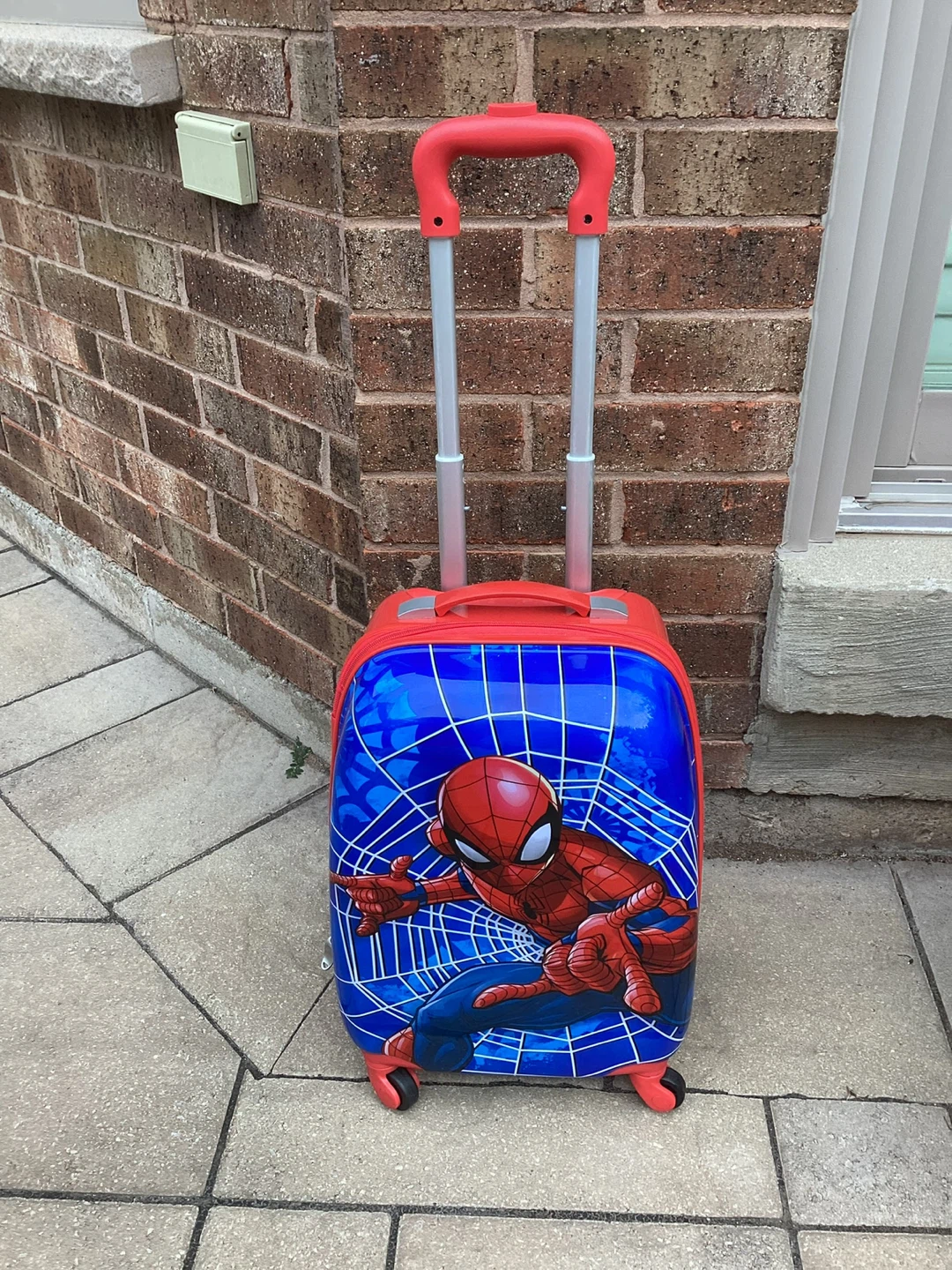 HEYS SPIDER-MAN SUITCASE (READ FULL LISTING)