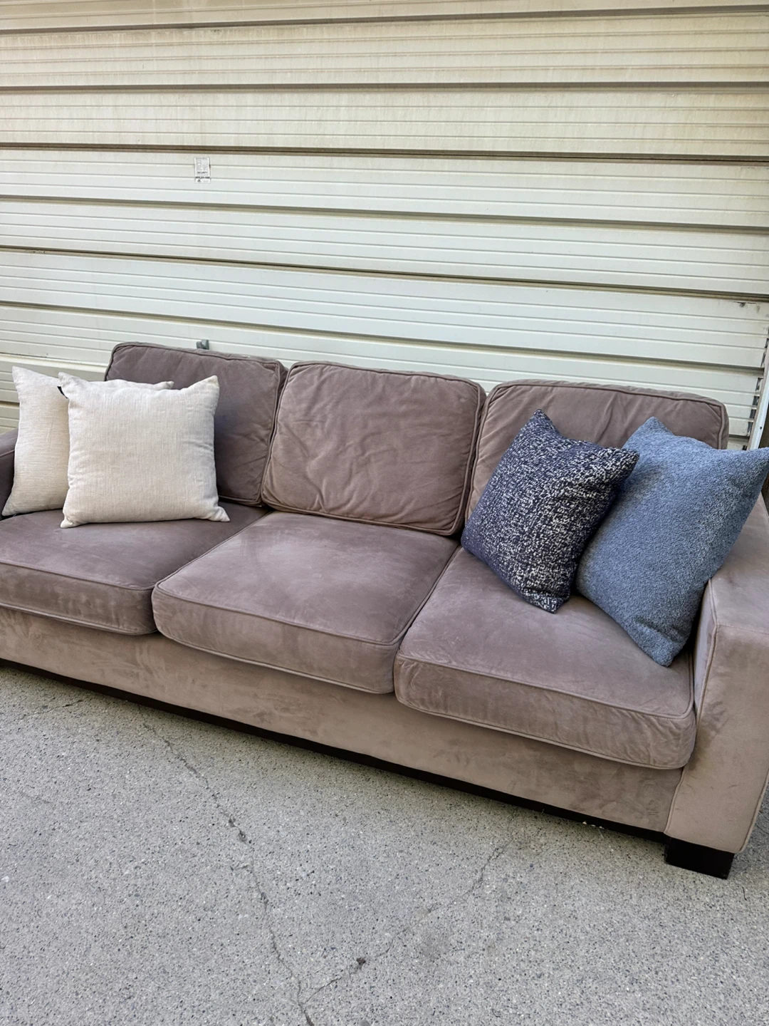 Made in Canada 3-Seat Sofa – Soft Taupe Fabric - photo 4