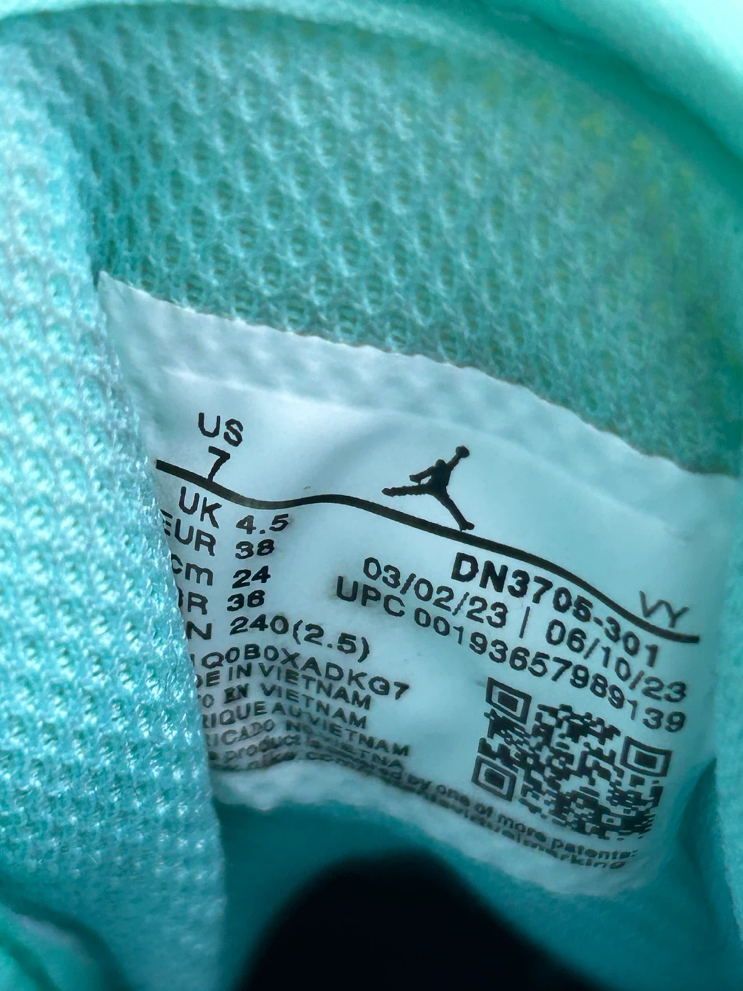 Nike Air Jordan 1 Low Shoes - photo 5