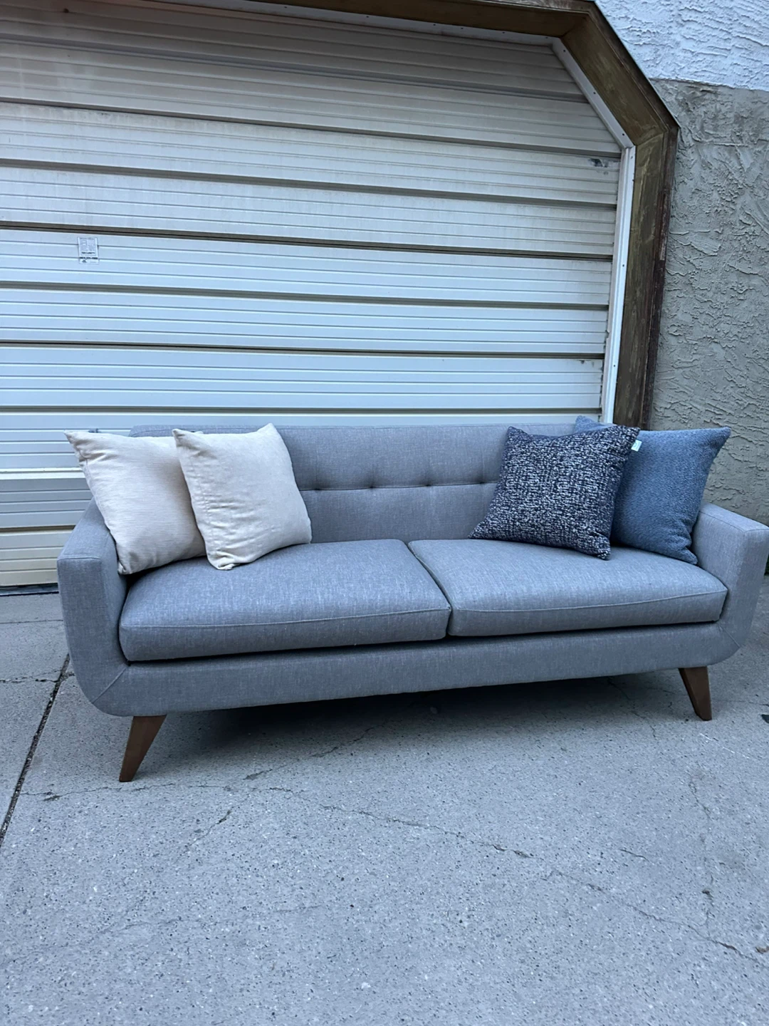 Made in Canada Mid-Century Sofa – Light Grey - photo 3