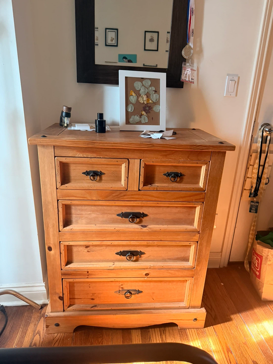 Solid Wood Bedroom Furniture Set