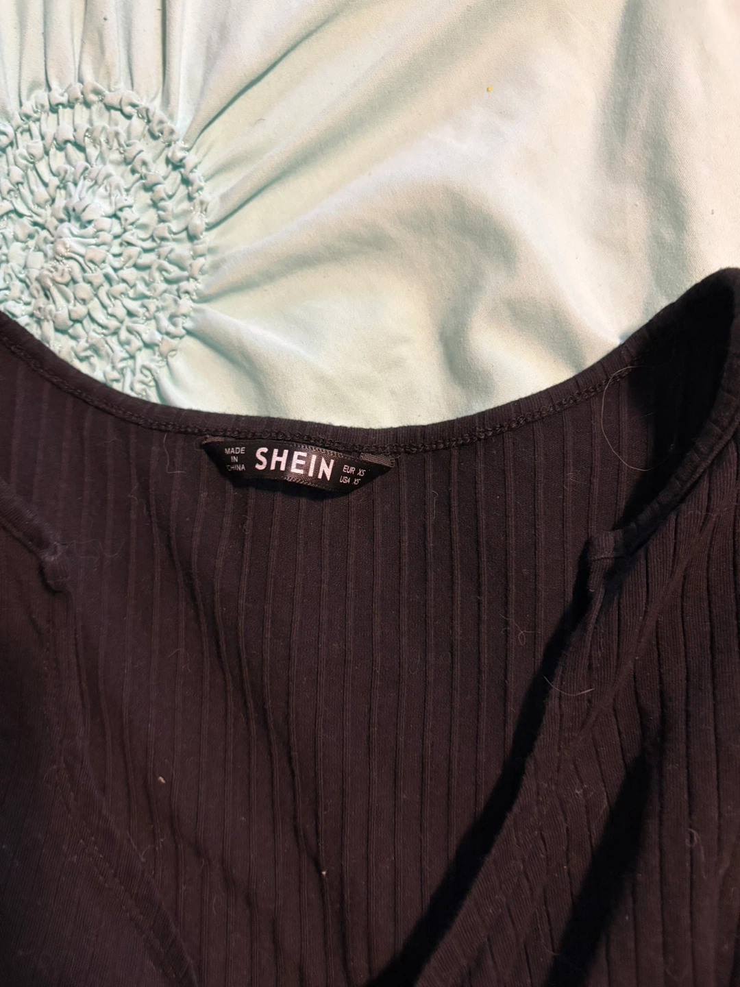 SHEIN black tie-front ribbed crop top - photo 2