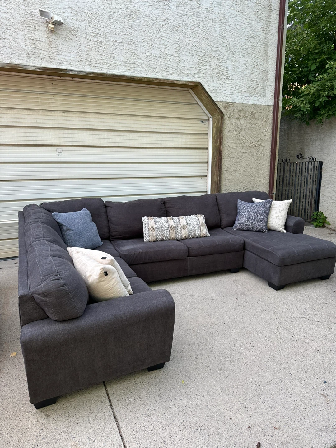 Ashley Furniture Large U-Shaped Sectional w/ Chaise – Dark Grey