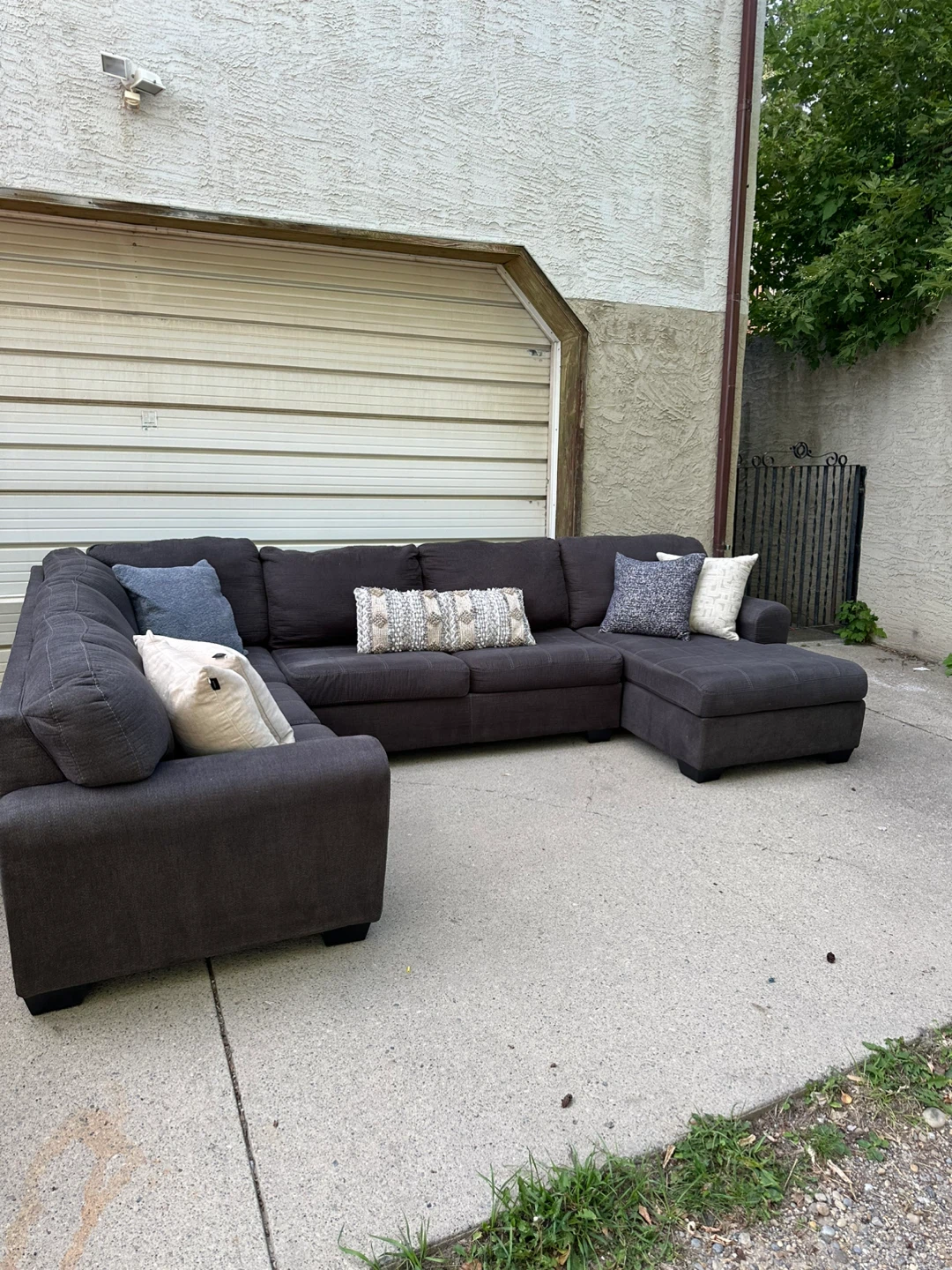 Ashley Furniture Large U-Shaped Sectional w/ Chaise – Dark Grey - photo 4