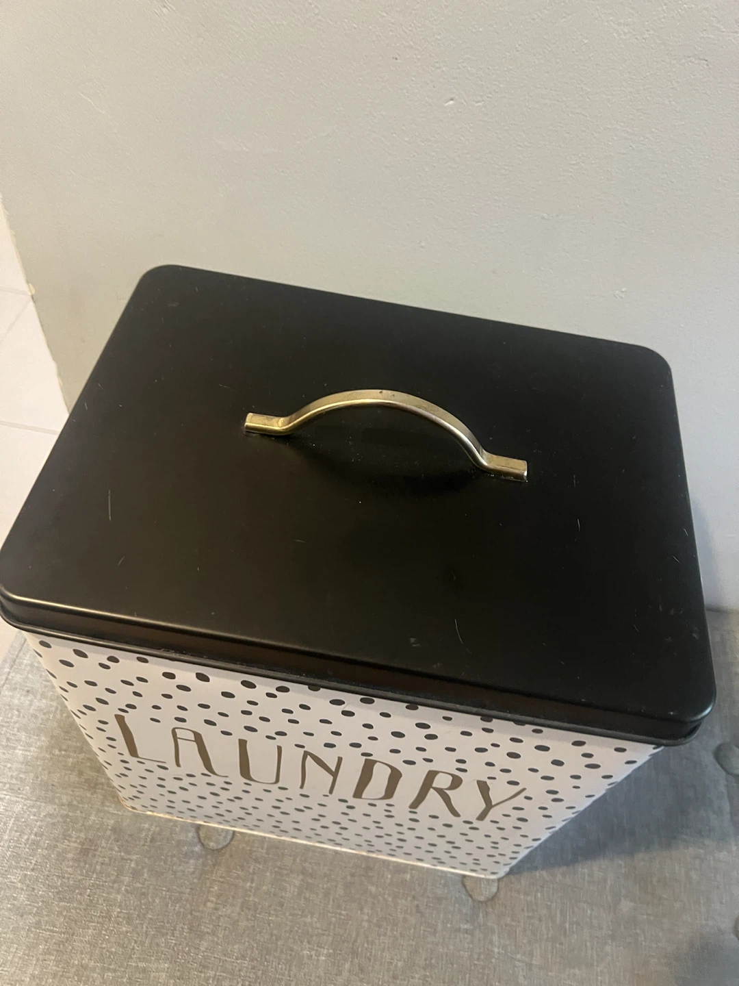 Polka Dot Laundry Bin with Lid - photo 2