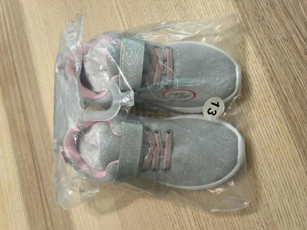 Joe Fresh Kids Sneakers Size 13 - photo 2