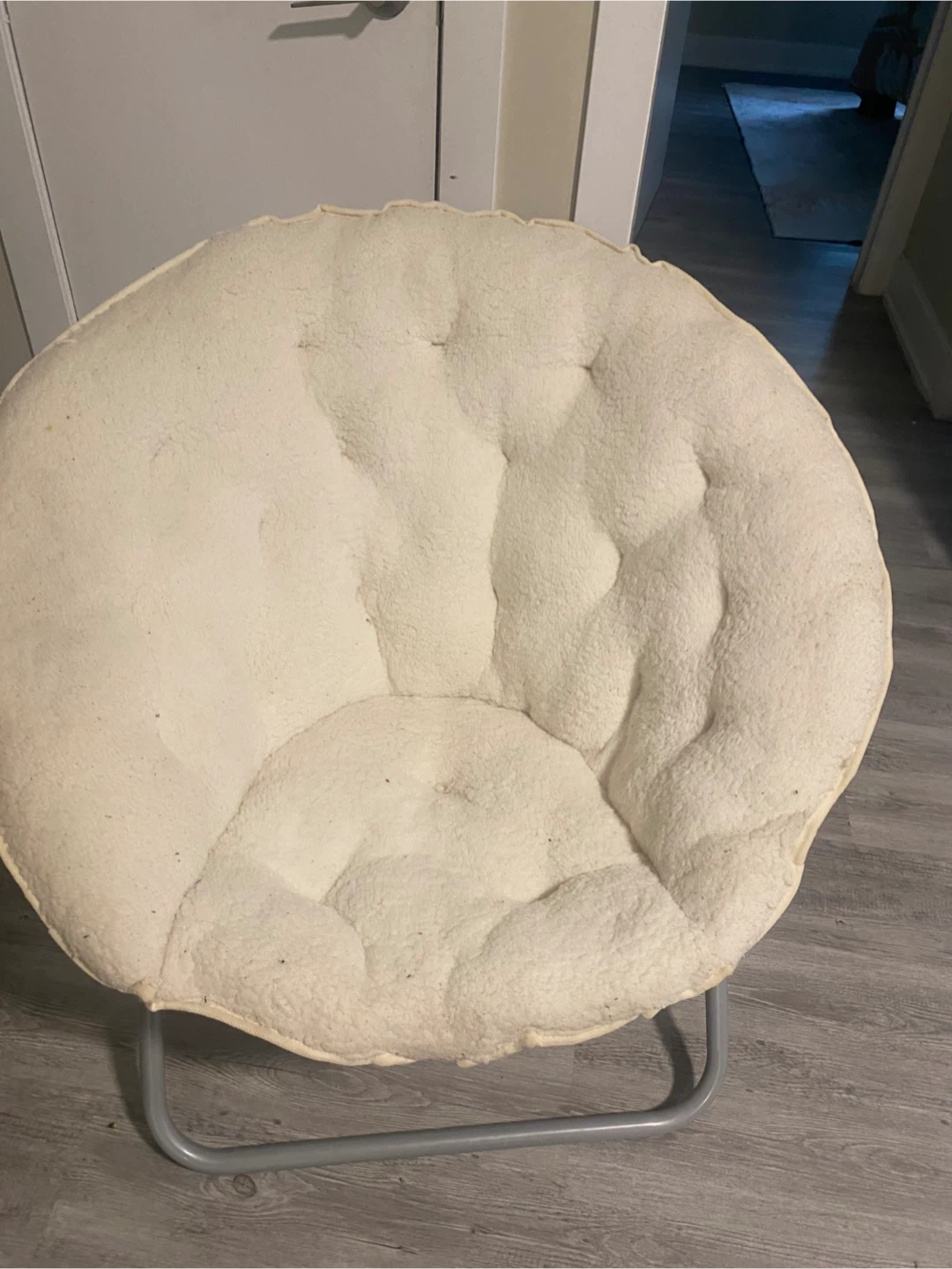 White Faux Fur Saucer Chair - photo 3
