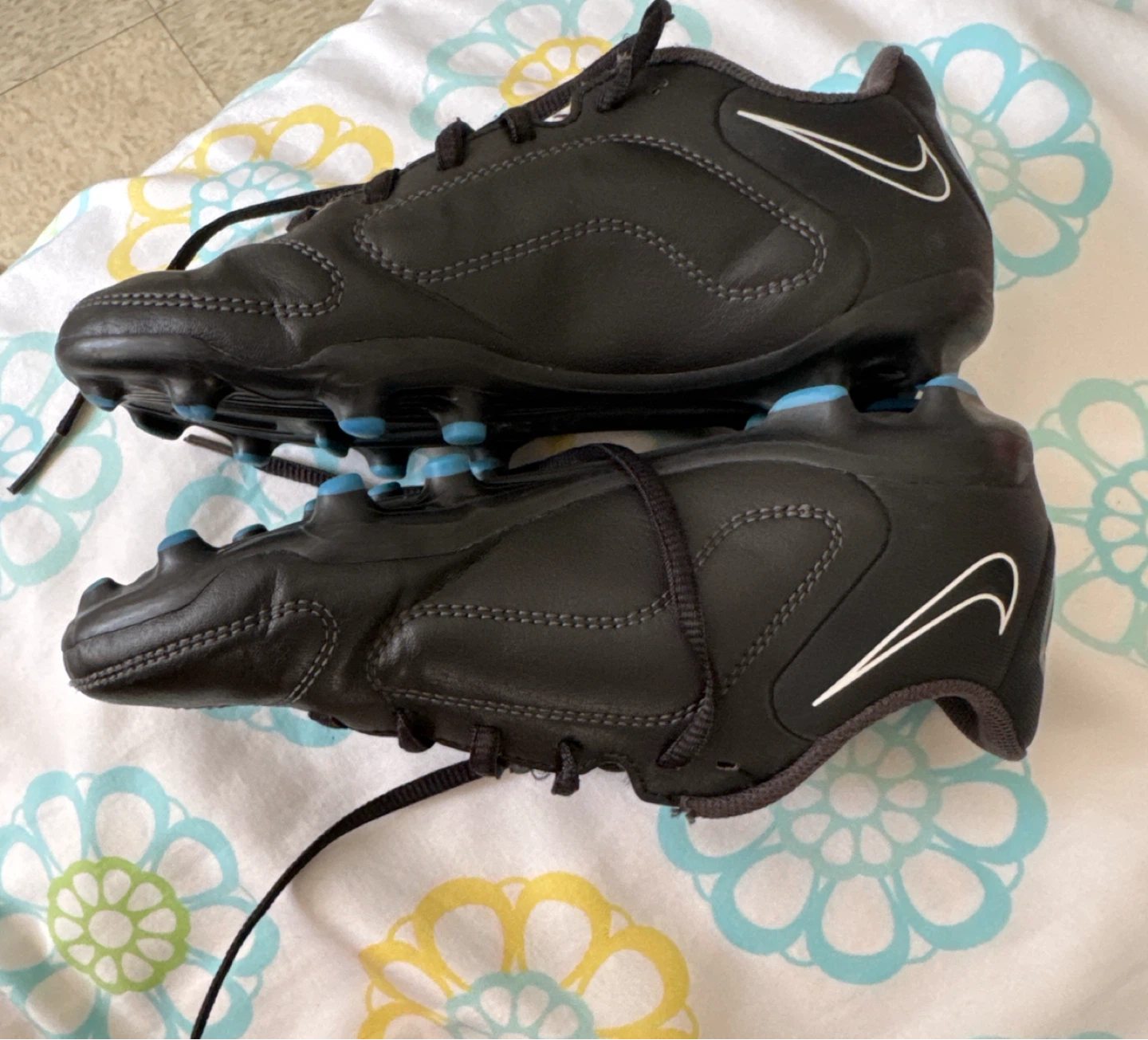 Nike Tiempo Soccer Cleats - photo 3