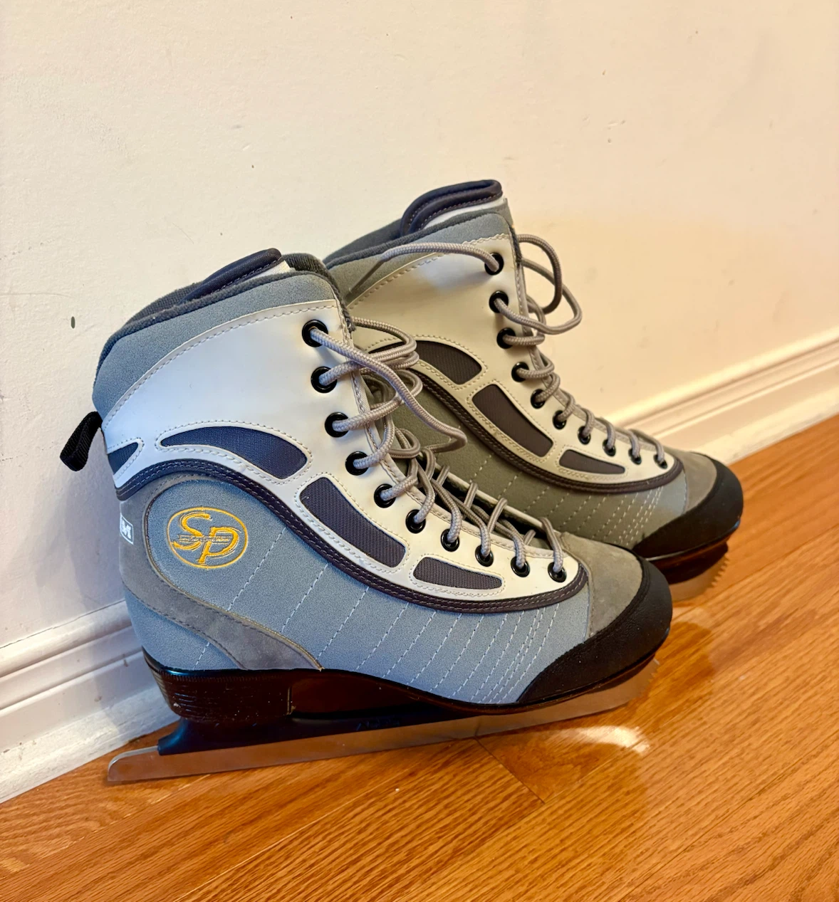 CCM Comfort Series SP Ice Skates - Size 7