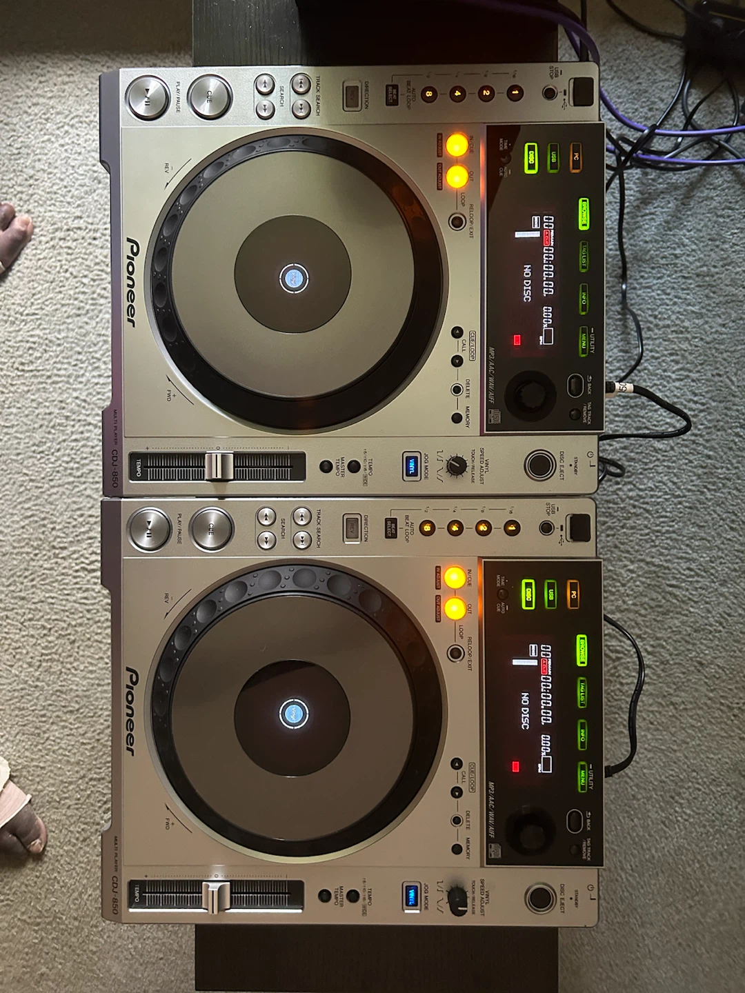 Pair of Pioneer CDJ-850 Multi Players - photo 3