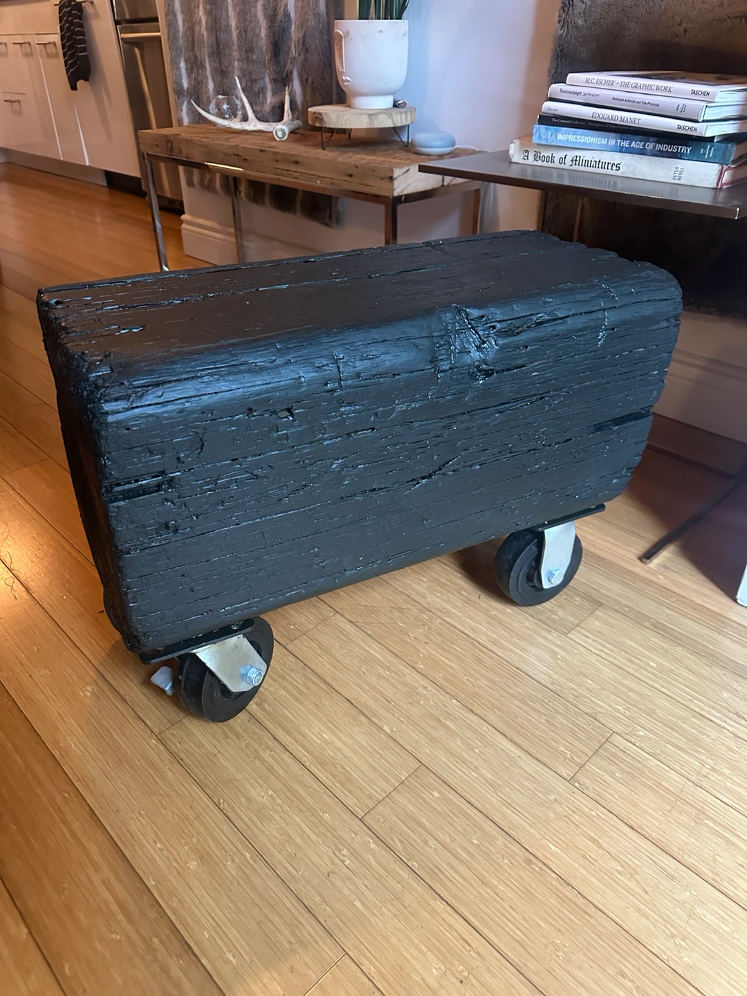 VINTAGE RECLAIMED WOOD BARN BEAM BENCH SEAT / COFFEE TABLE