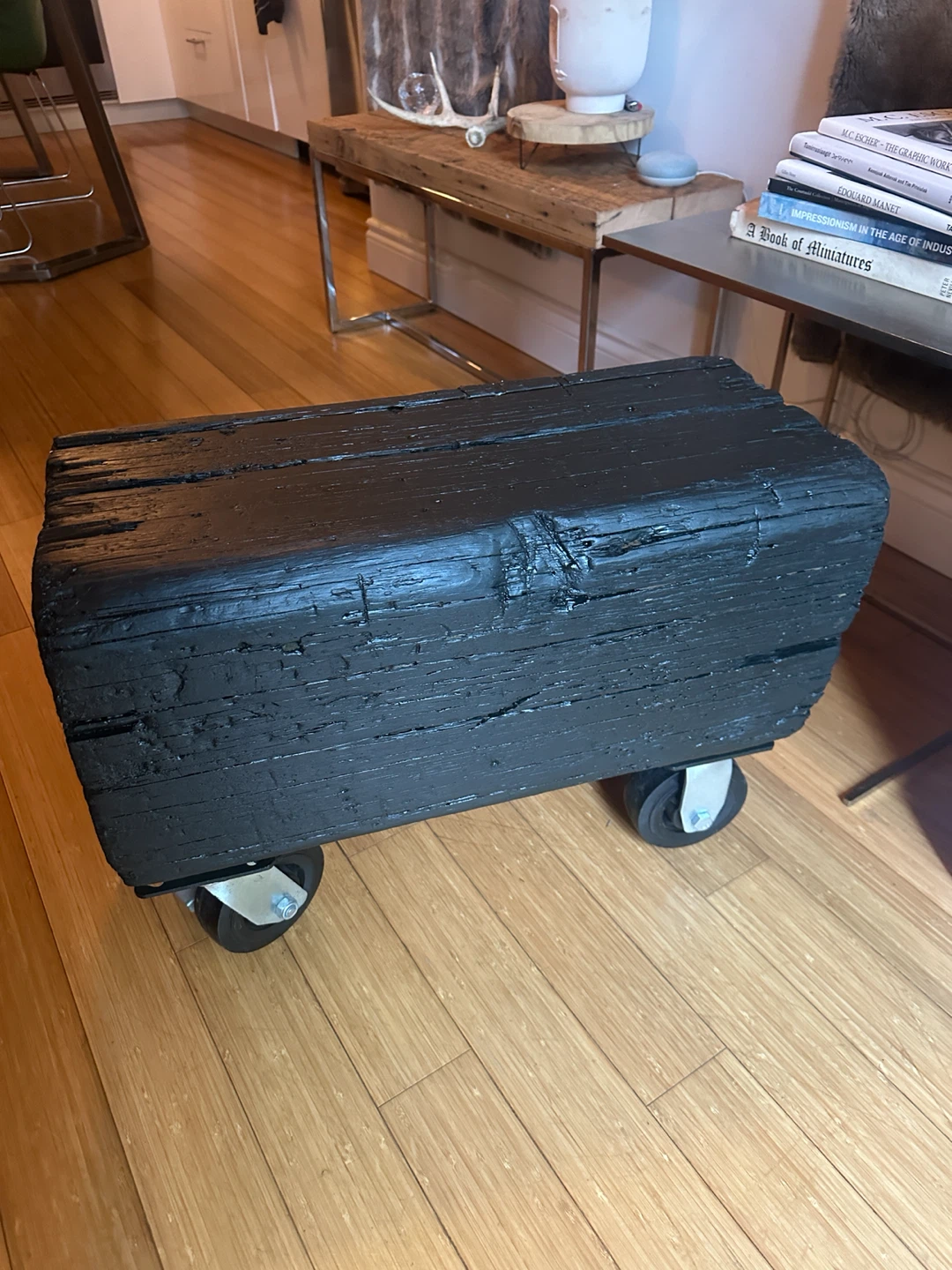 VINTAGE RECLAIMED WOOD BARN BEAM BENCH SEAT / COFFEE TABLE - photo 4