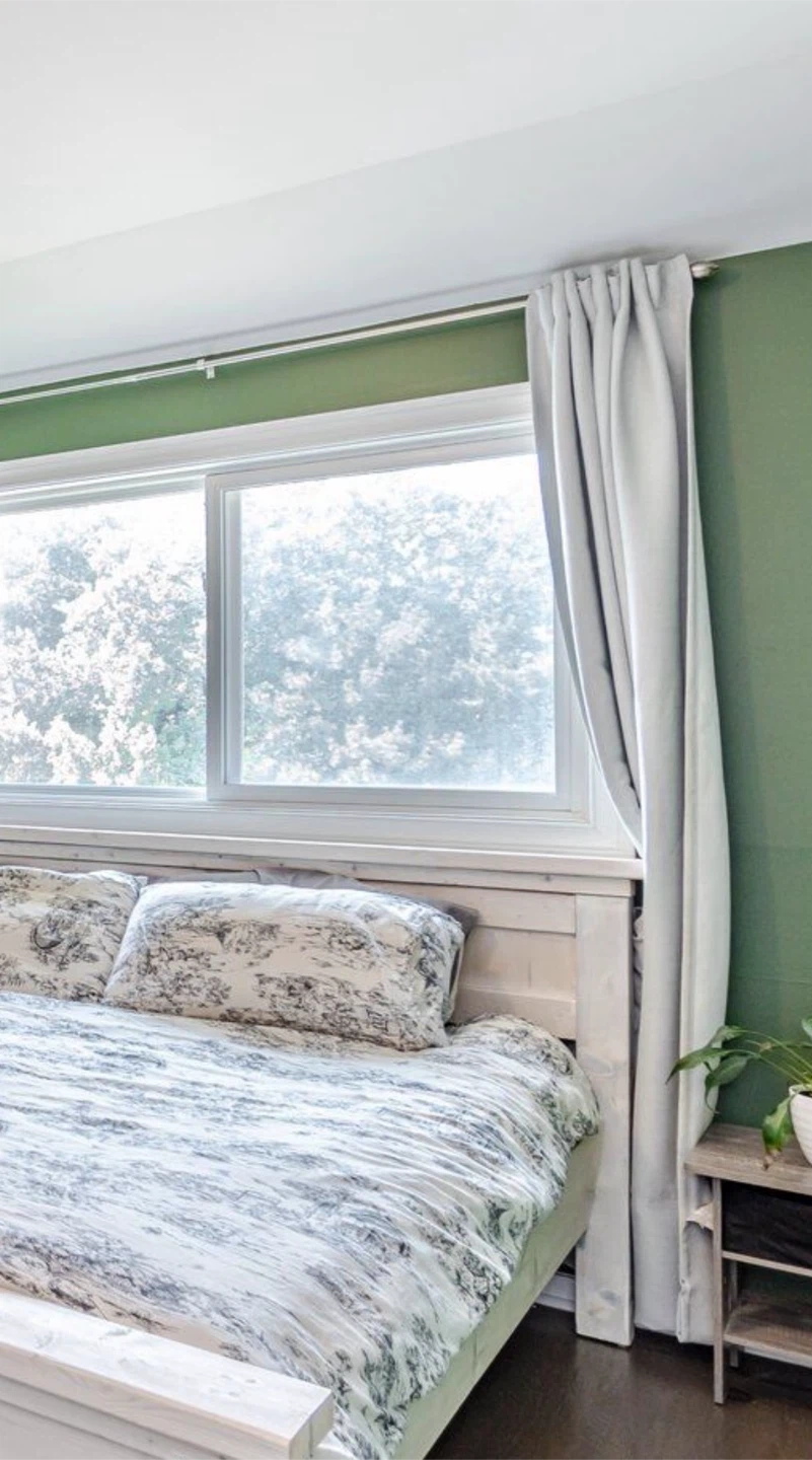 Pair of Light Grey Pinstriped Blackout Curtains - 2 pannels - photo 4