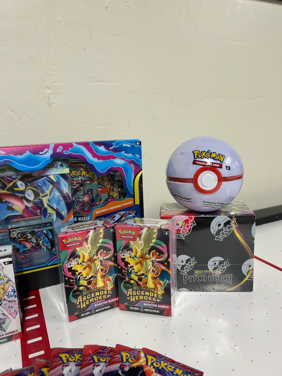 Modern Sealed Pokémon - photo 3