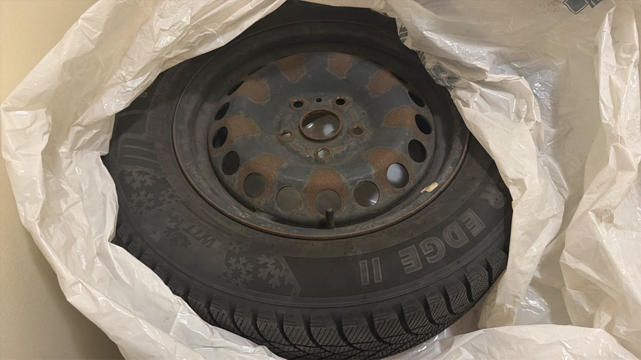 195/65/r15  Set Winter Edge II Tire with Steel Wheel - photo 2