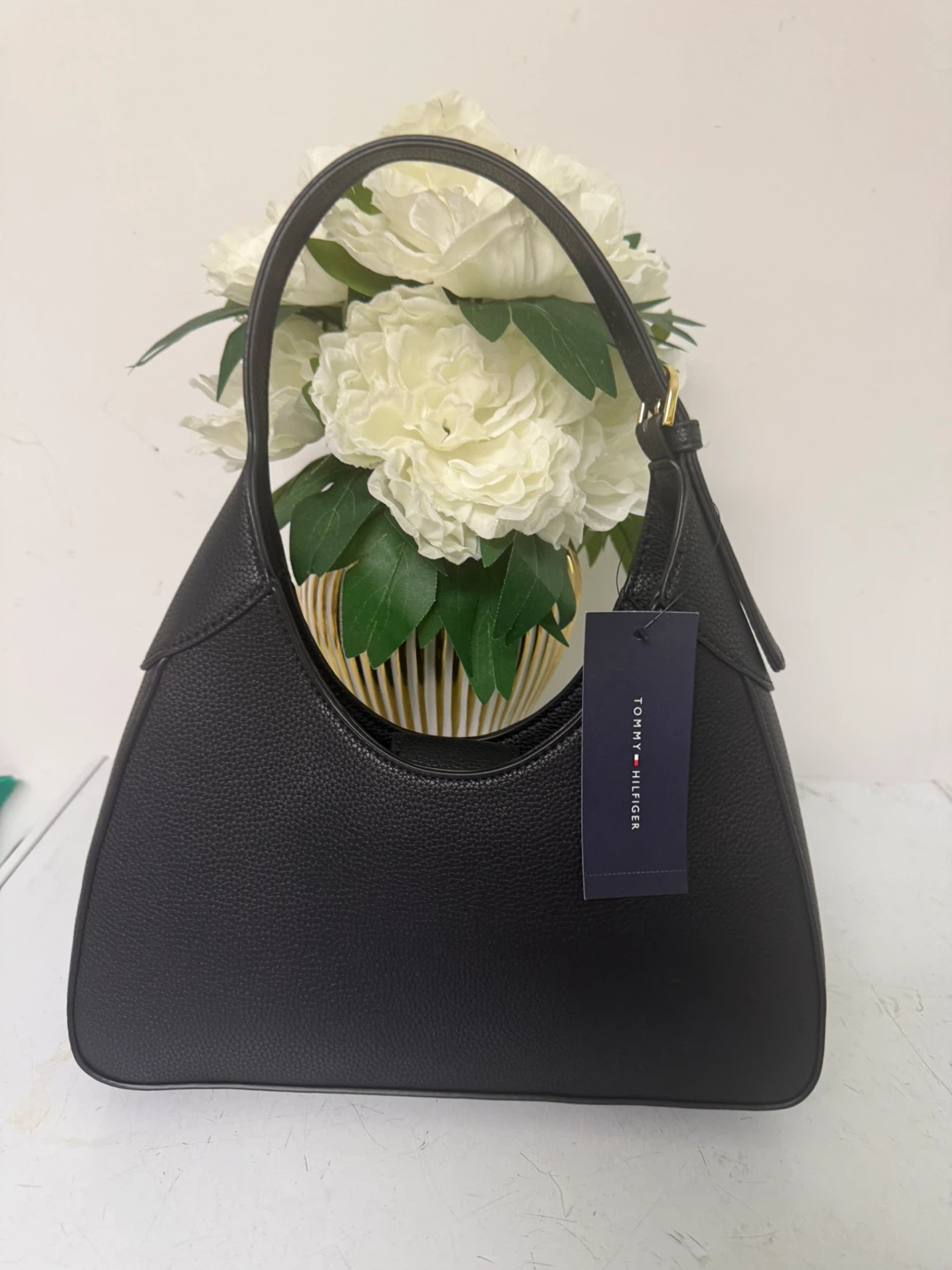 Tommy Hilfiger Black Shoulder Bag - photo 2