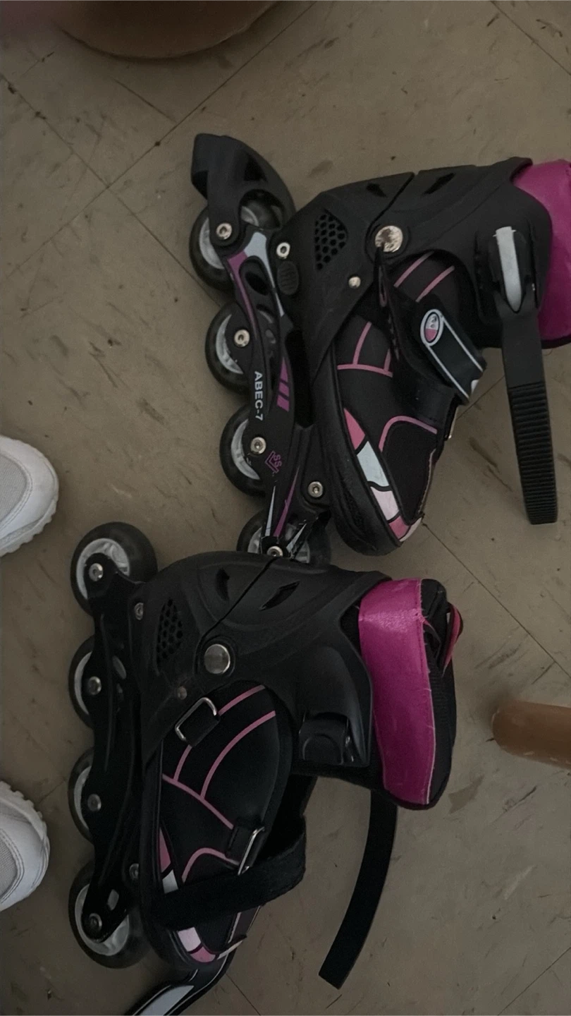 ABEC-7 Inline Roller Skates