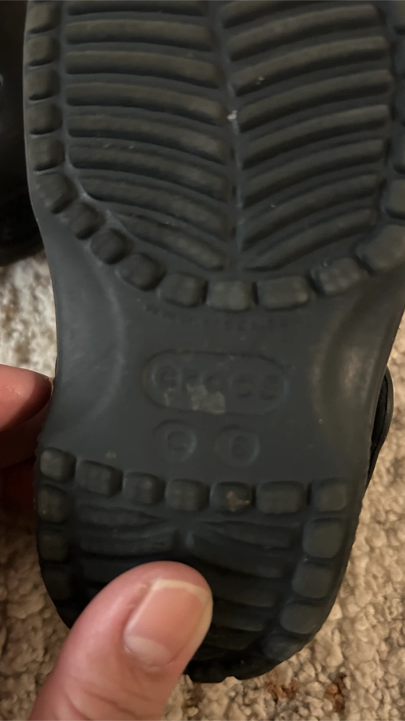 Black Crocs Clogs Size 9 - photo 2