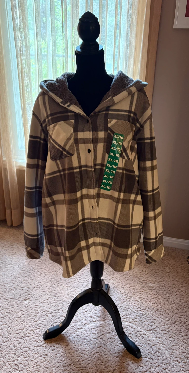 ✨✨Realtree Plaid Sherpa-Lined Hoodie Shirt - XL