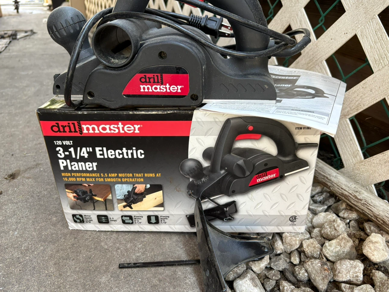 Drill Master 3-1/4 Inch Electric Planer - photo 2