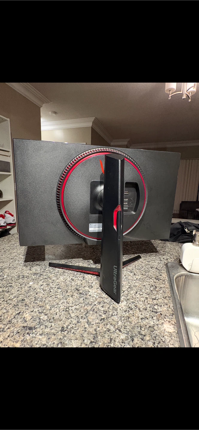 LG UltraGear 27 Inch QHD 1440p Gaming Monitor - photo 3