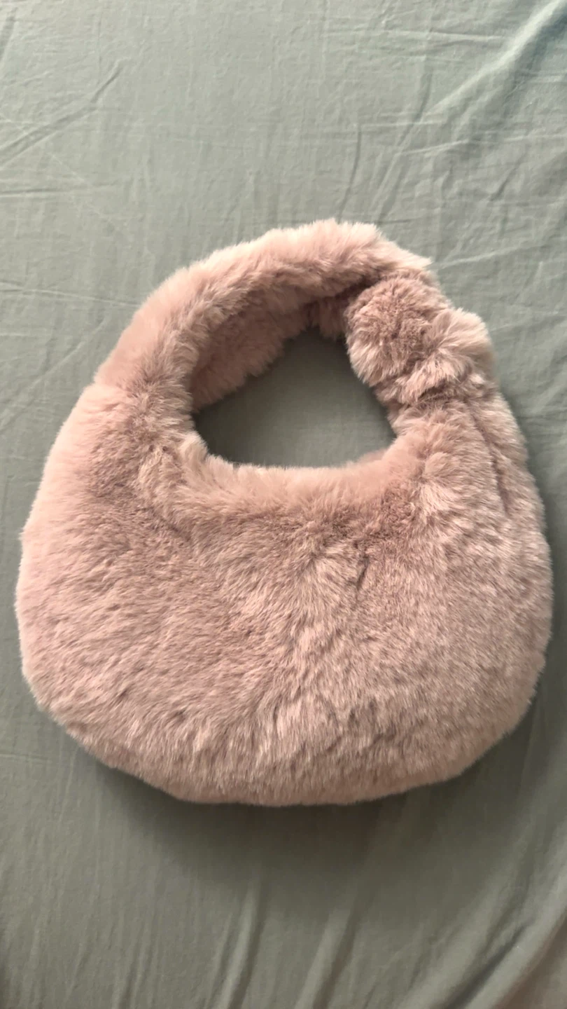 Plush Faux Fur Dusty Pink Hobo Tote Bag - photo 2