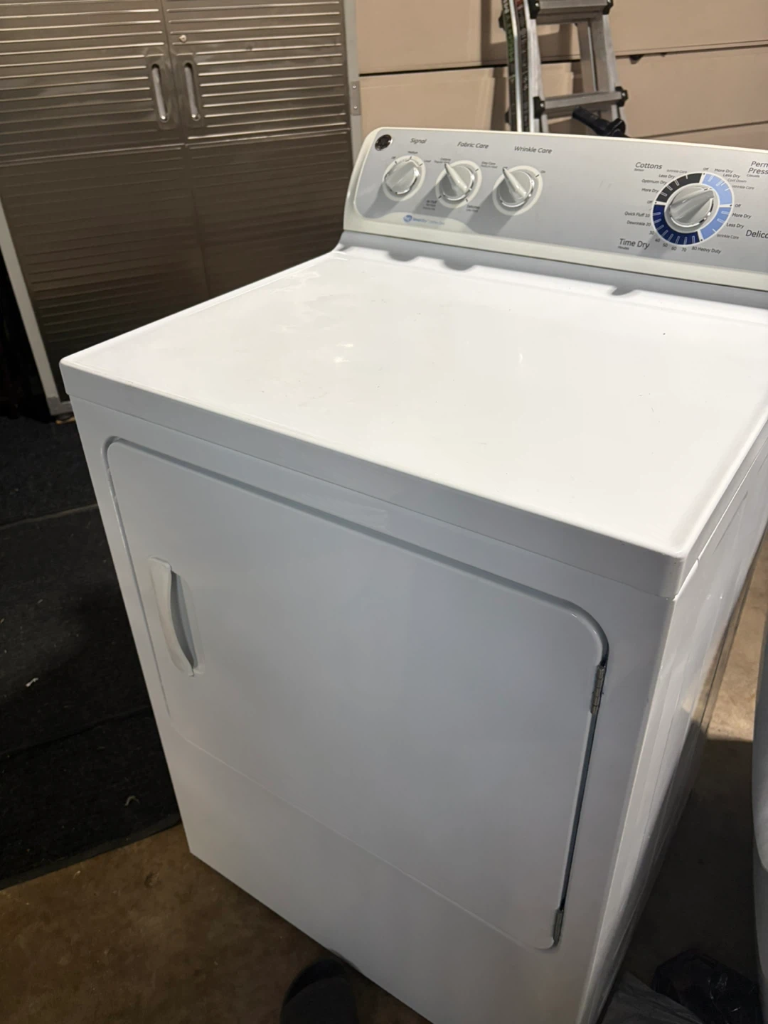 GE SensorDry Clothes Dryer
