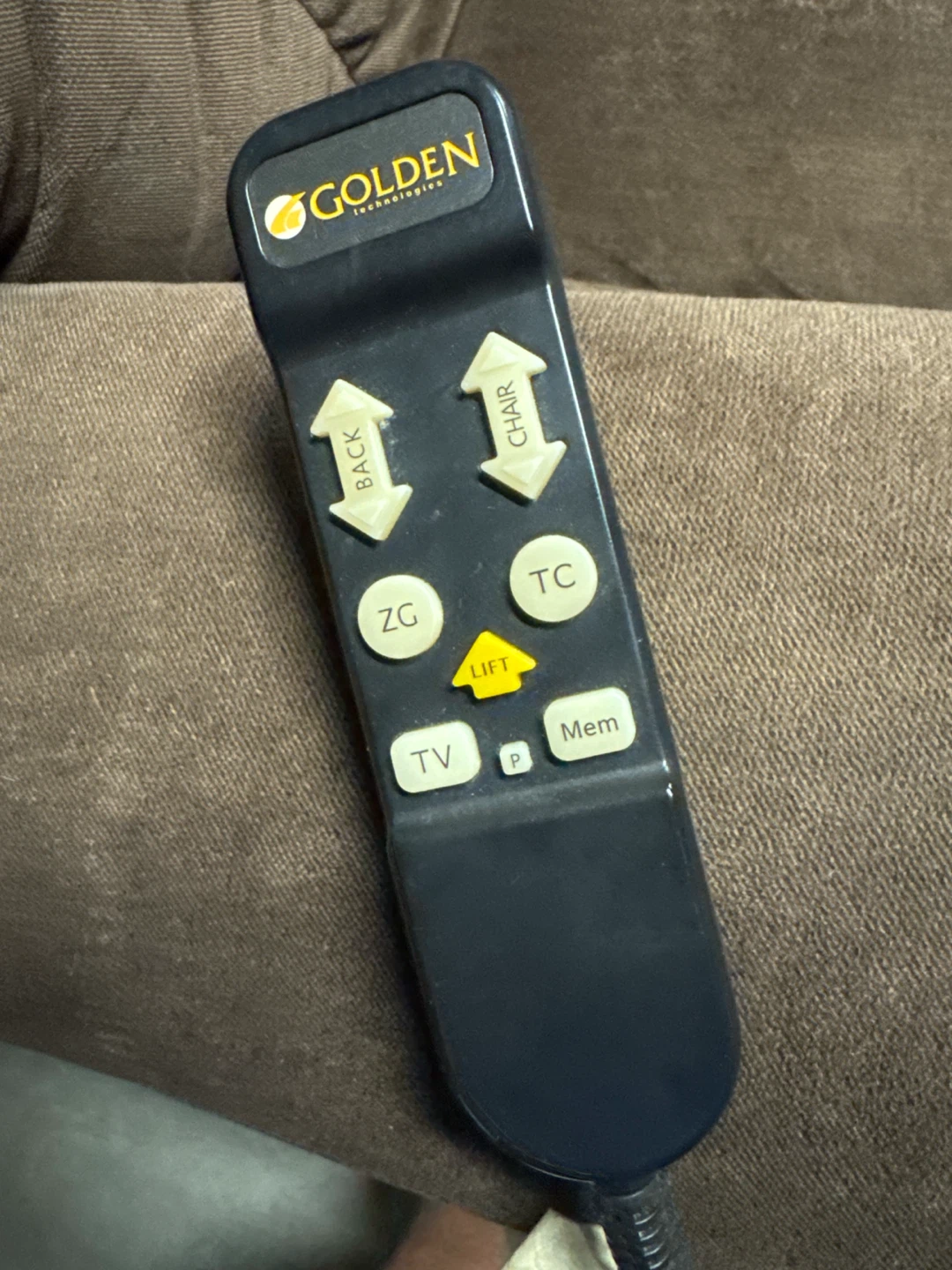 Power Lift Recliner - photo 2