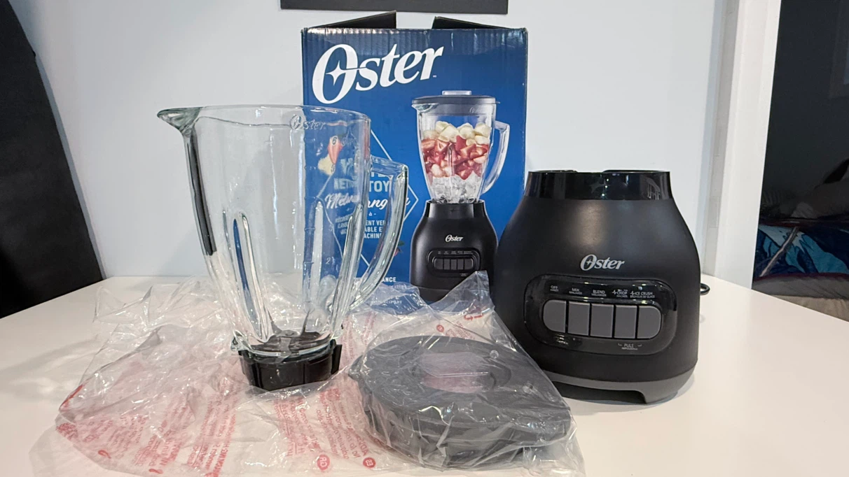 Oster 700-Watt Blender - photo 2