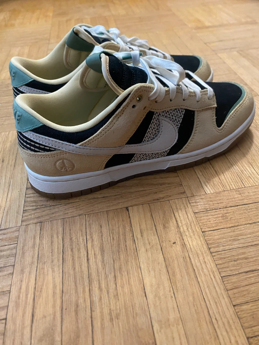 Nike Dunk Low SE - photo 2