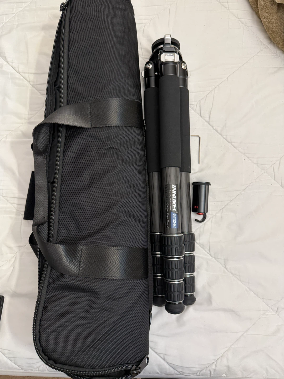 Innorel GT324C Carbon Fiber Tripod