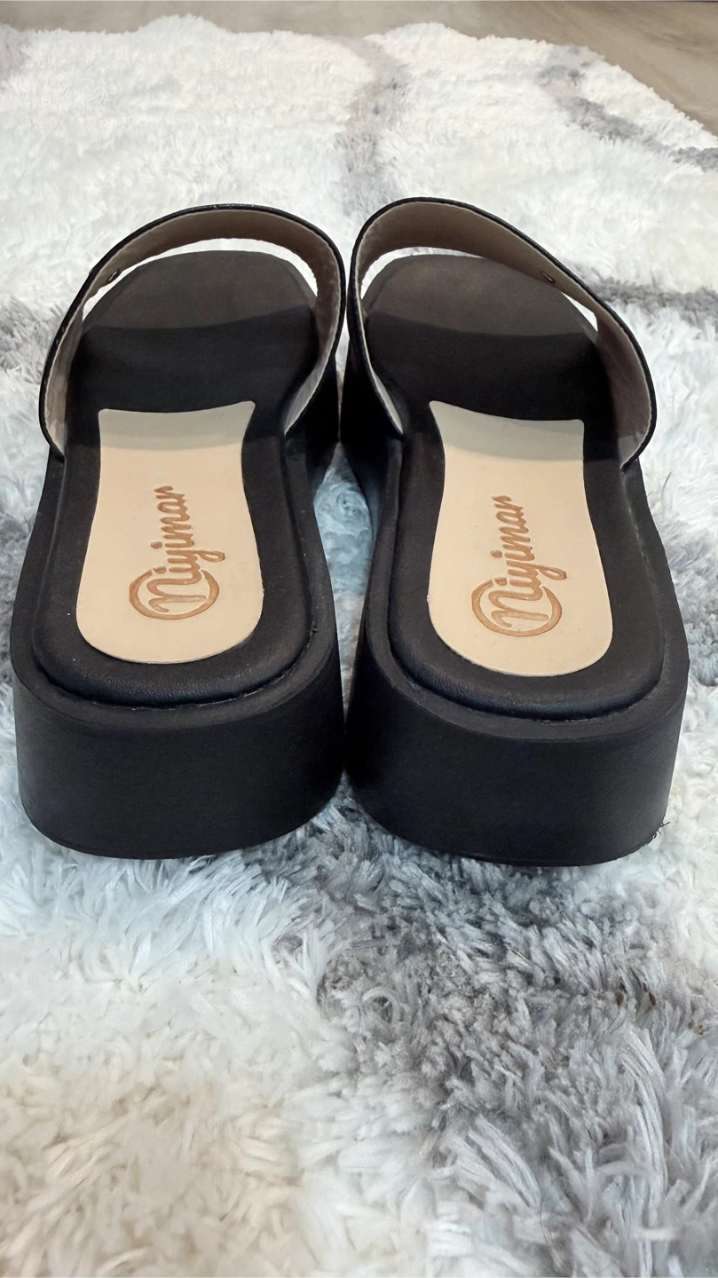 Niyimar Black Platform Slides - photo 4