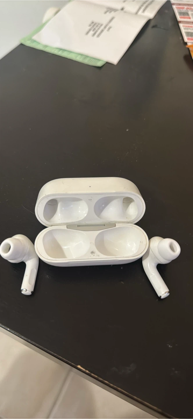 Apple AirPods Pro 1 - photo 2