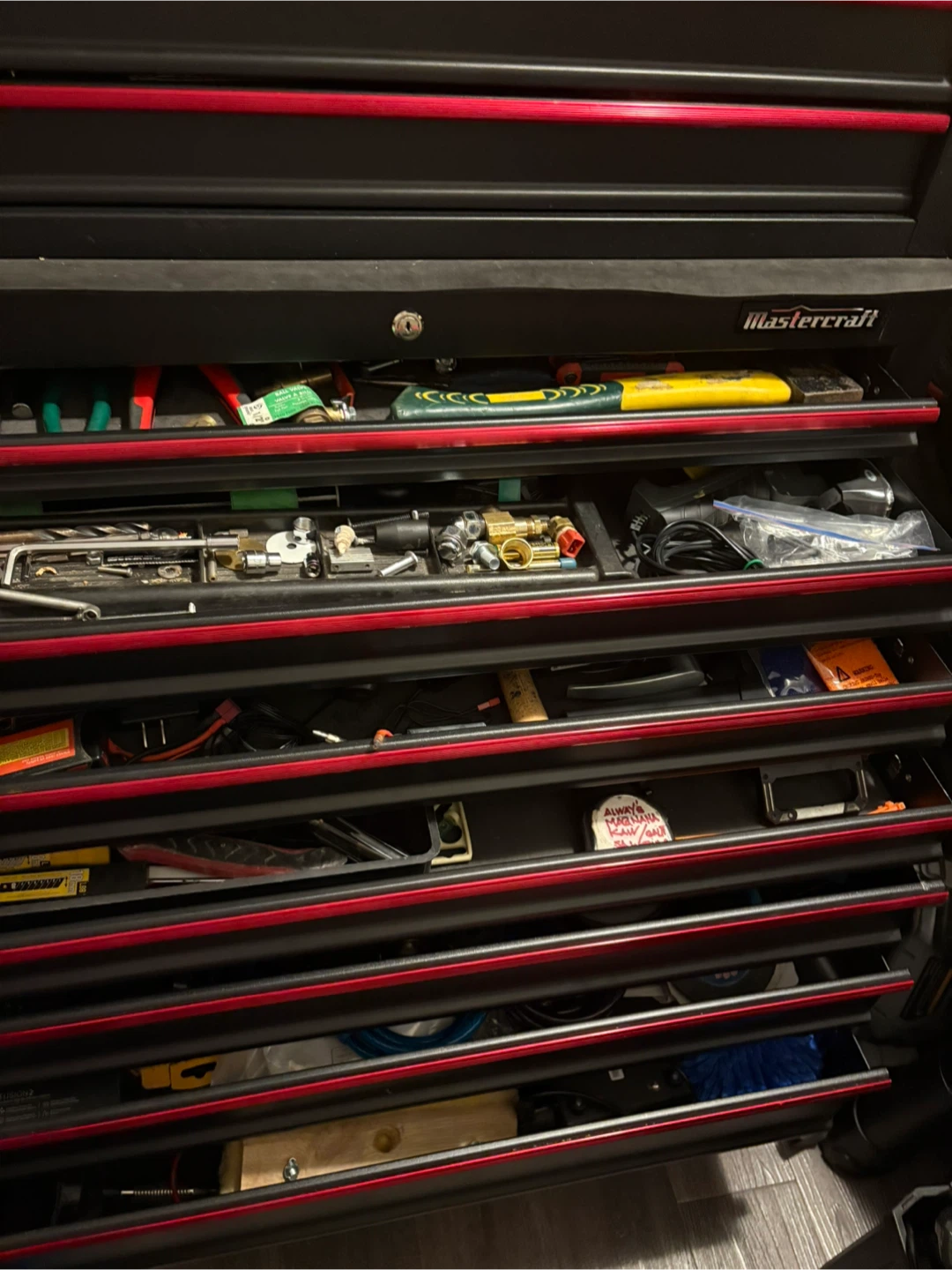 Mastercraft Red and Black Tool Chest - photo 4