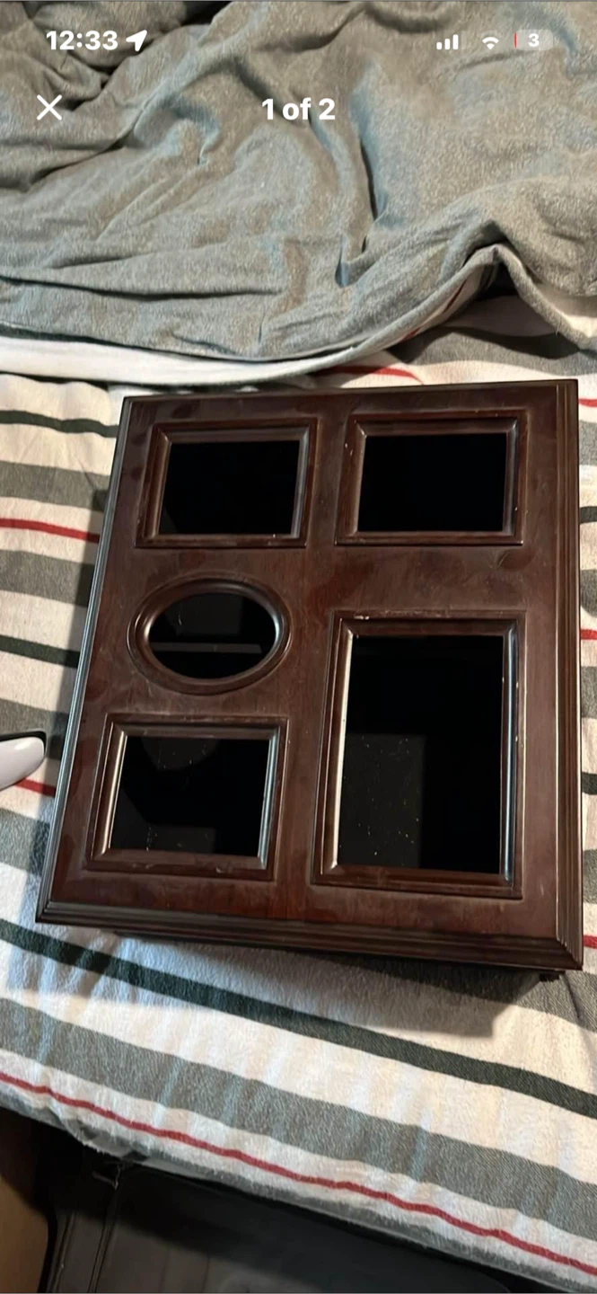 Wooden keepsake or jewelry box || Holds pictures