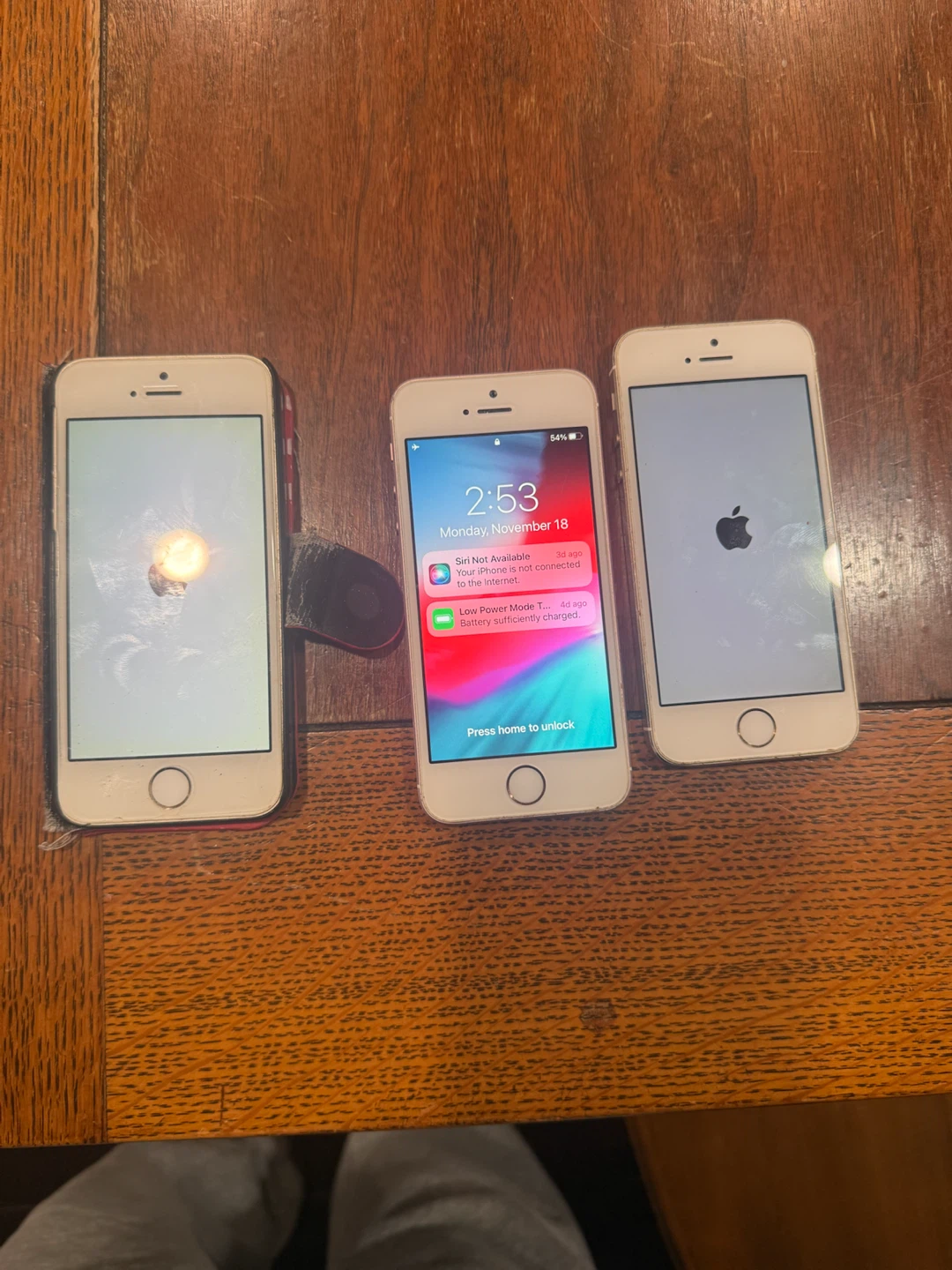 Set of 3 Apple iPhones - photo 2