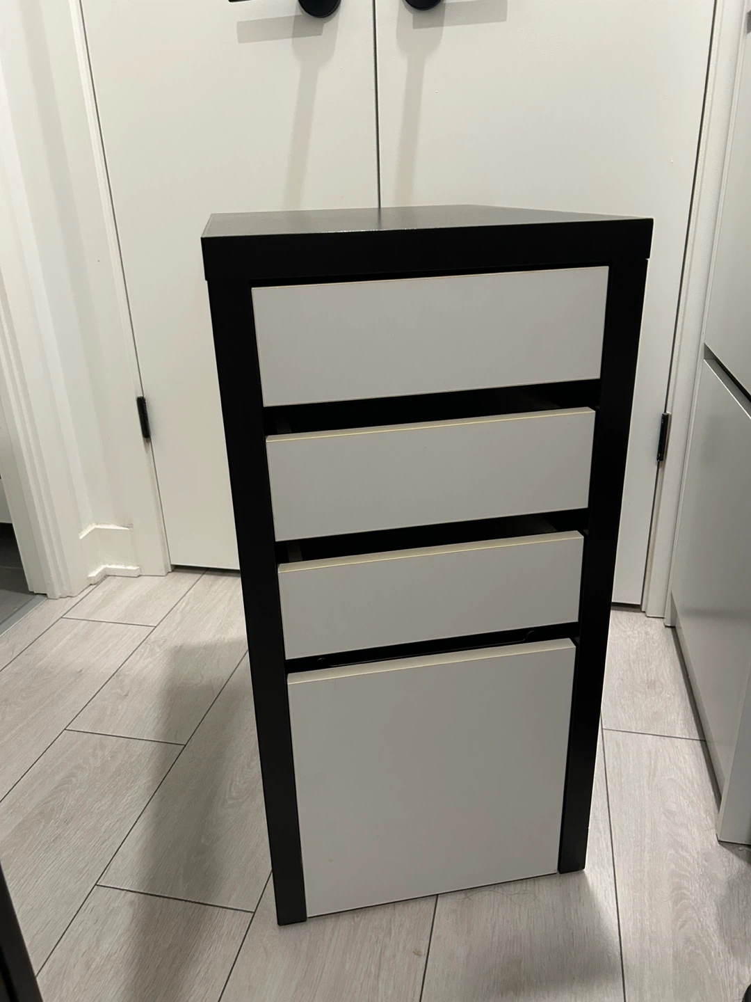 IKEA MICKE drawer unit with 4 drawers