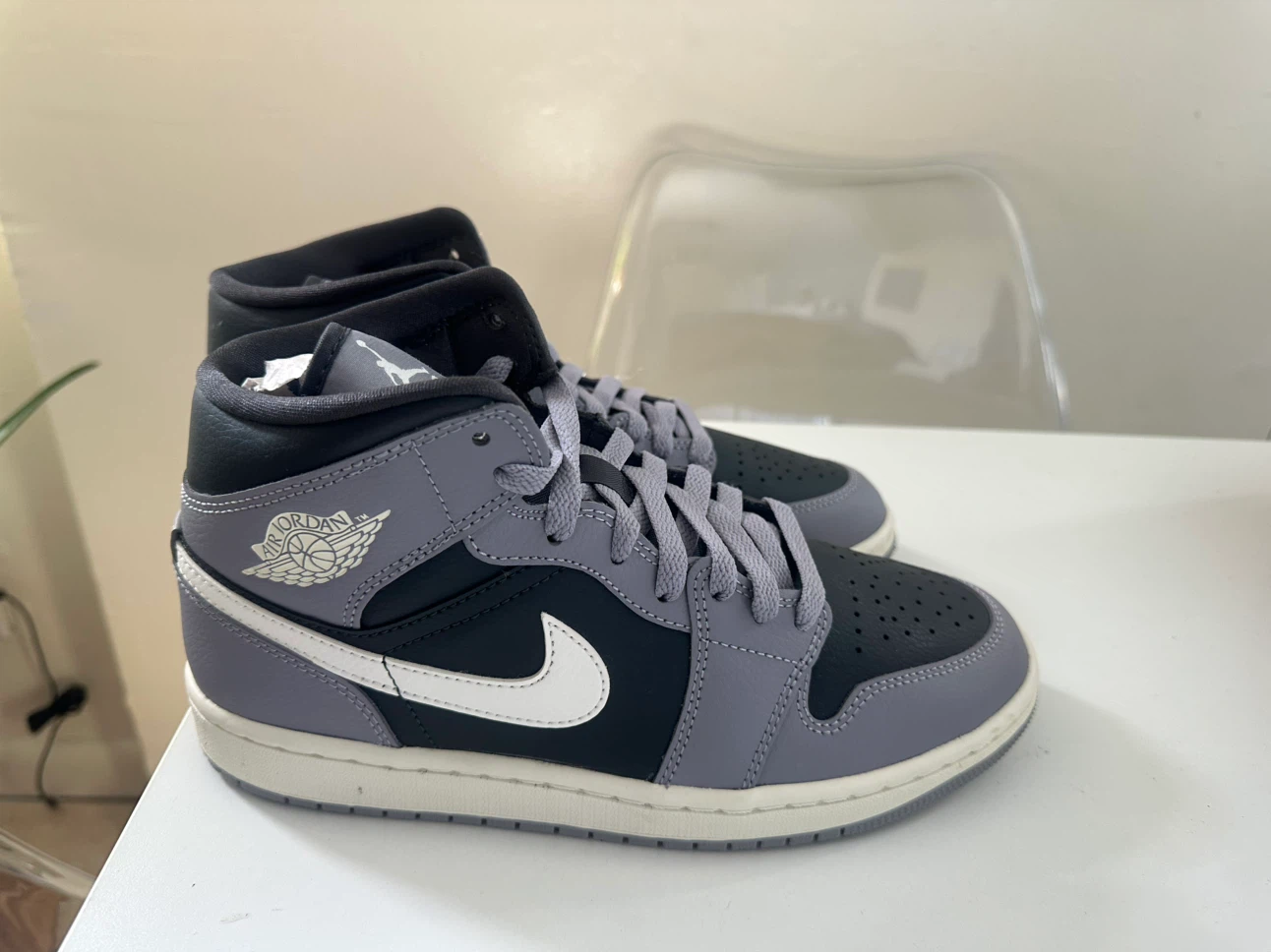 Air Jordan 1 Mid Grey Black White