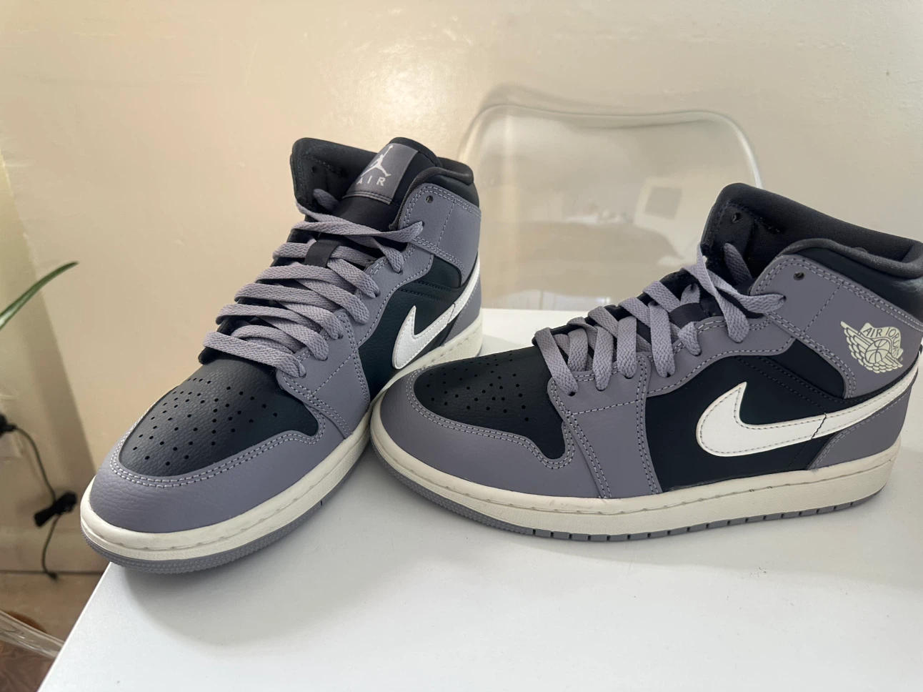 Air Jordan 1 Mid Grey Black White - photo 2